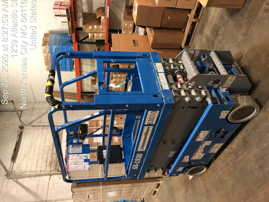 2020 Genie GS-1930 Solid Non Marking Tires, Beacon, Folding rails with half height swing gate