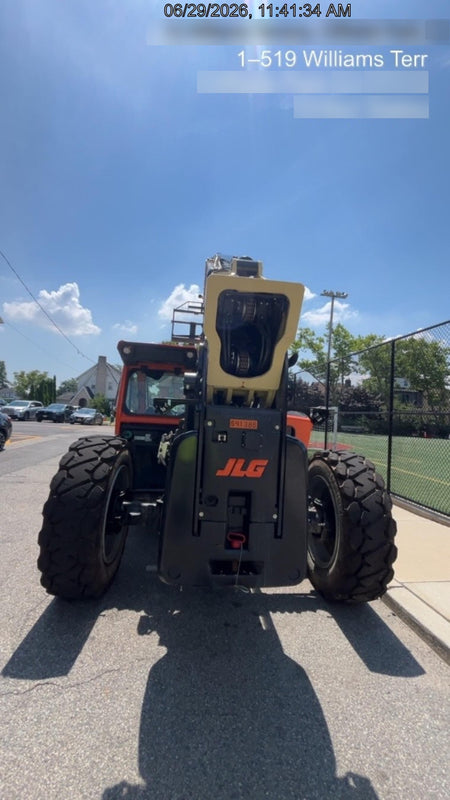 2025 JLG 1055 Premium
