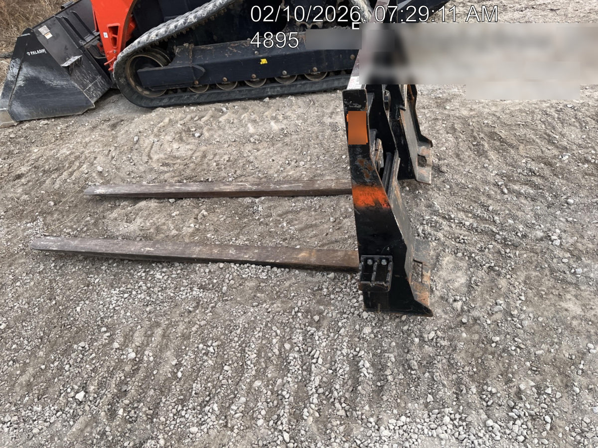 2024 ARROW MATERIAL HANDLING F5100CB