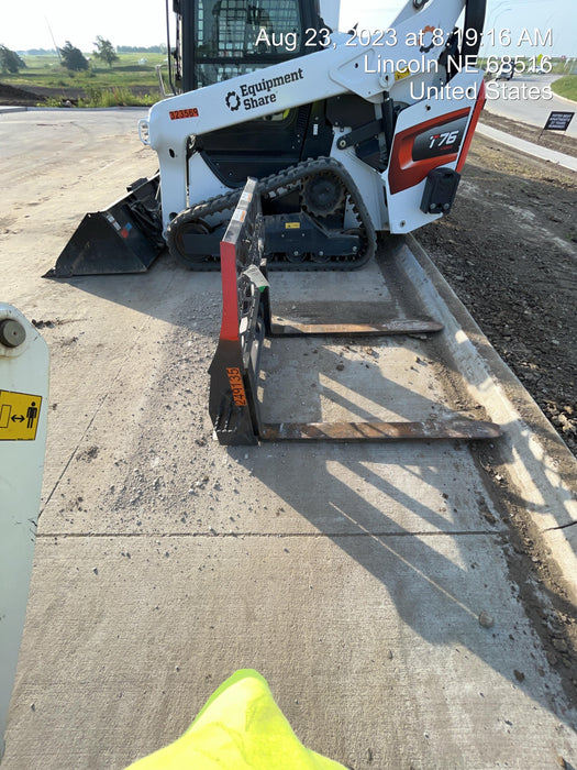 2022 PALADIN 48" Pallet Forks - Paladin