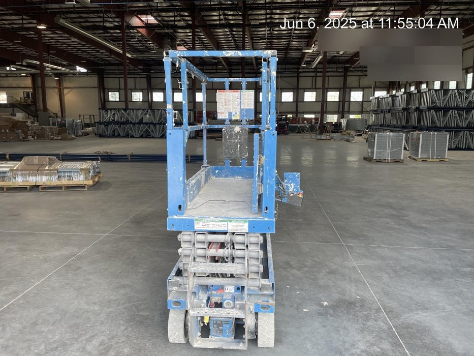 2020 Genie GS-1930 Solid Non Marking Tires, Beacon, Folding rails with half height swing gate, 800W Inverter