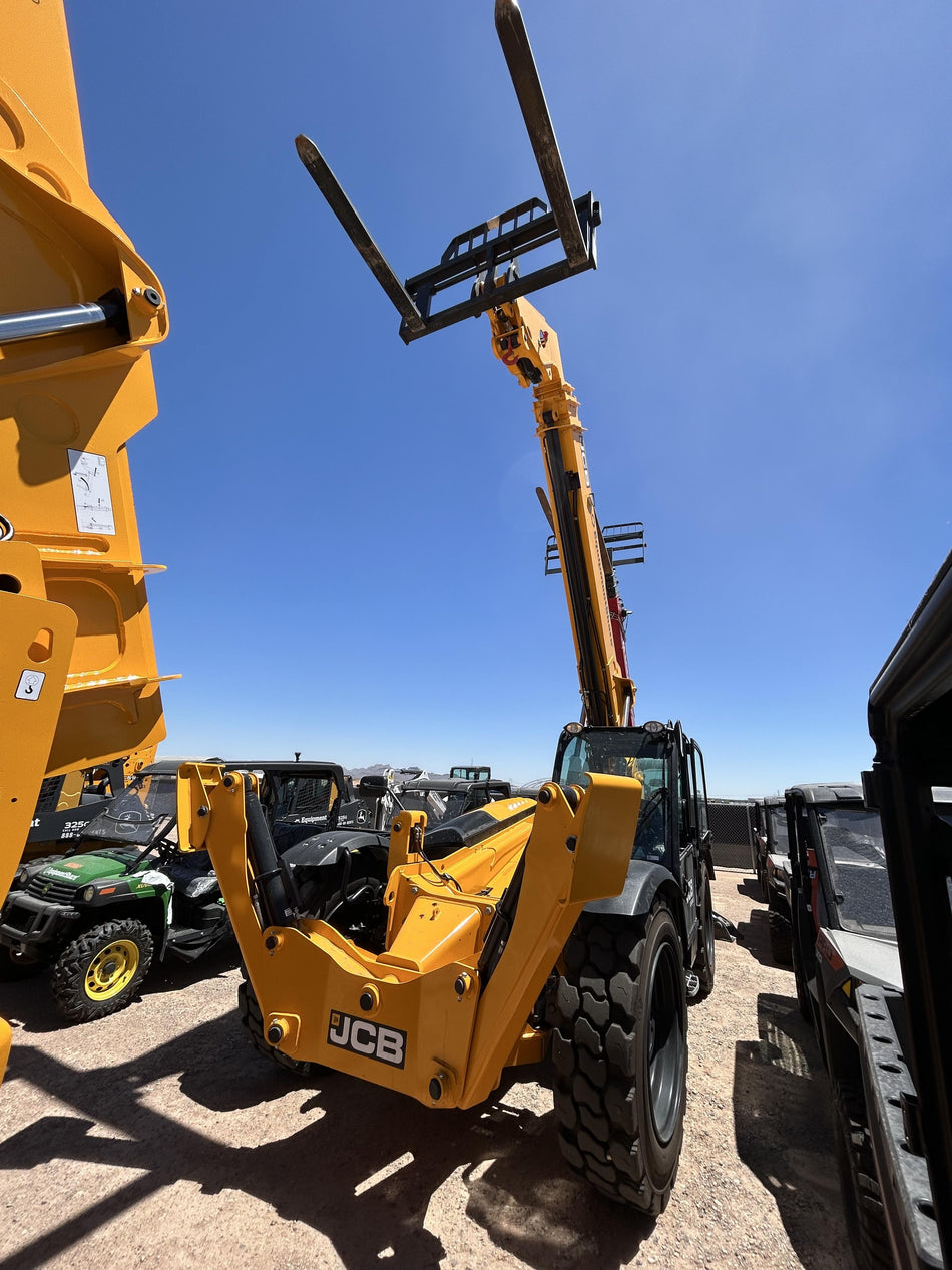2026 JCB 512-56