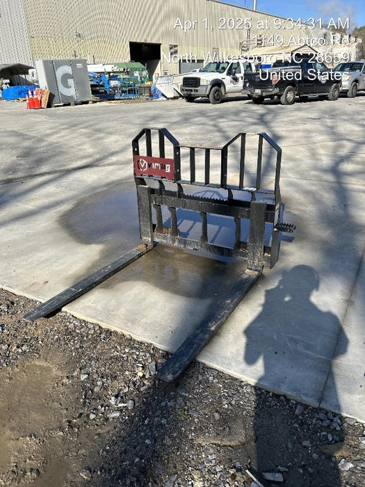 2025 VIRNIG 48" Pallet Forks - Virnig