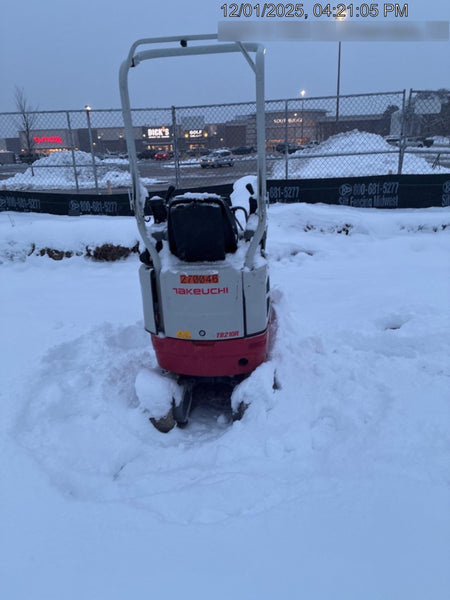 2022 TAKEUCHI TB210R