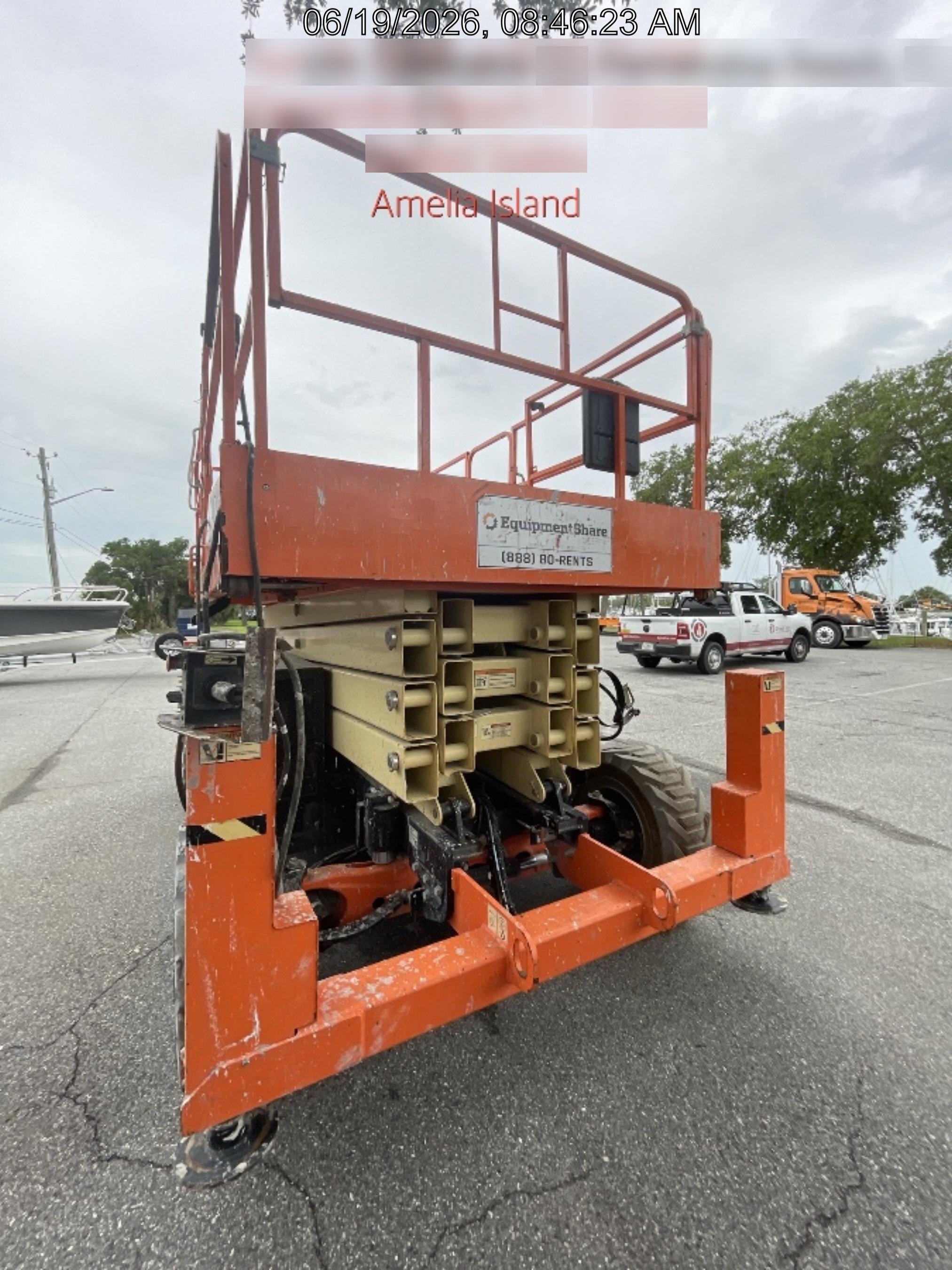 2019 JLG 430LRT
