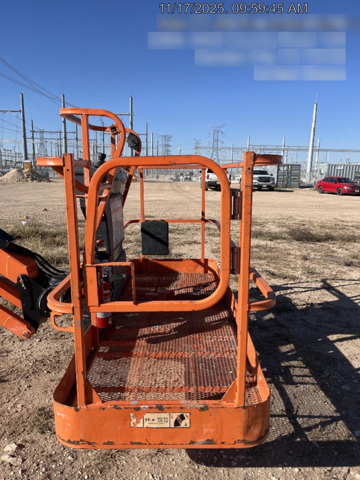 2019 JLG 600AJ