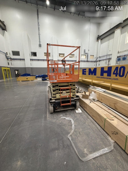 2022 JLG ES3246
