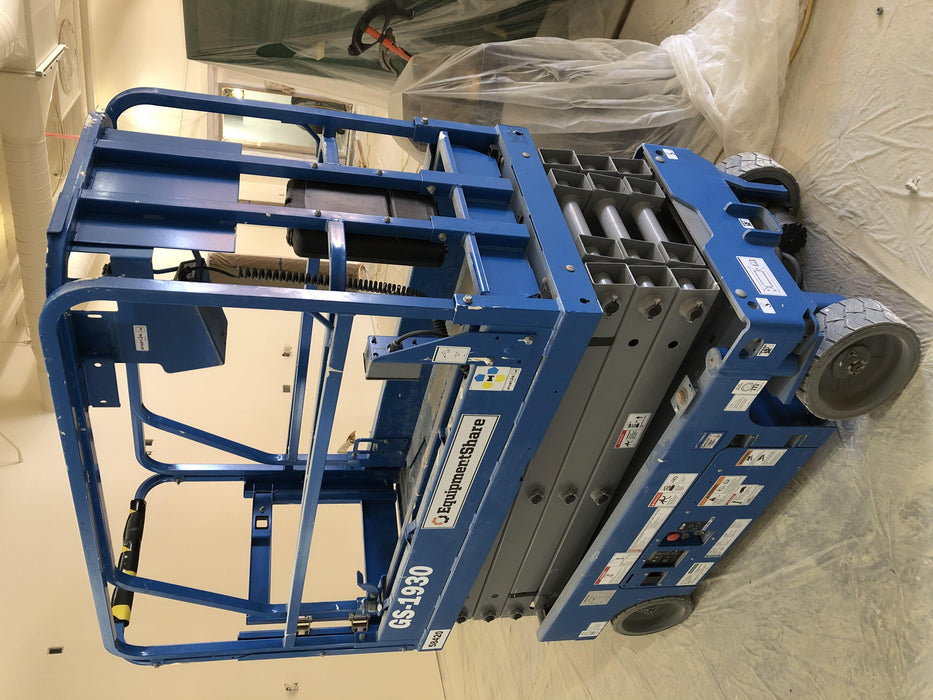 2019 Genie GS-1930 Half Height Swing Gate, 800W Inverter