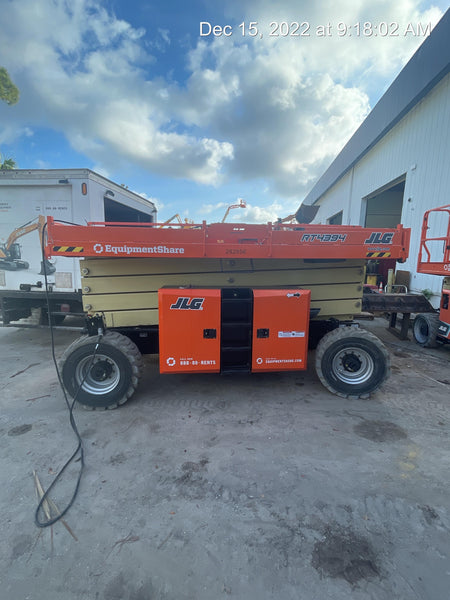 2022 JLG RT4394