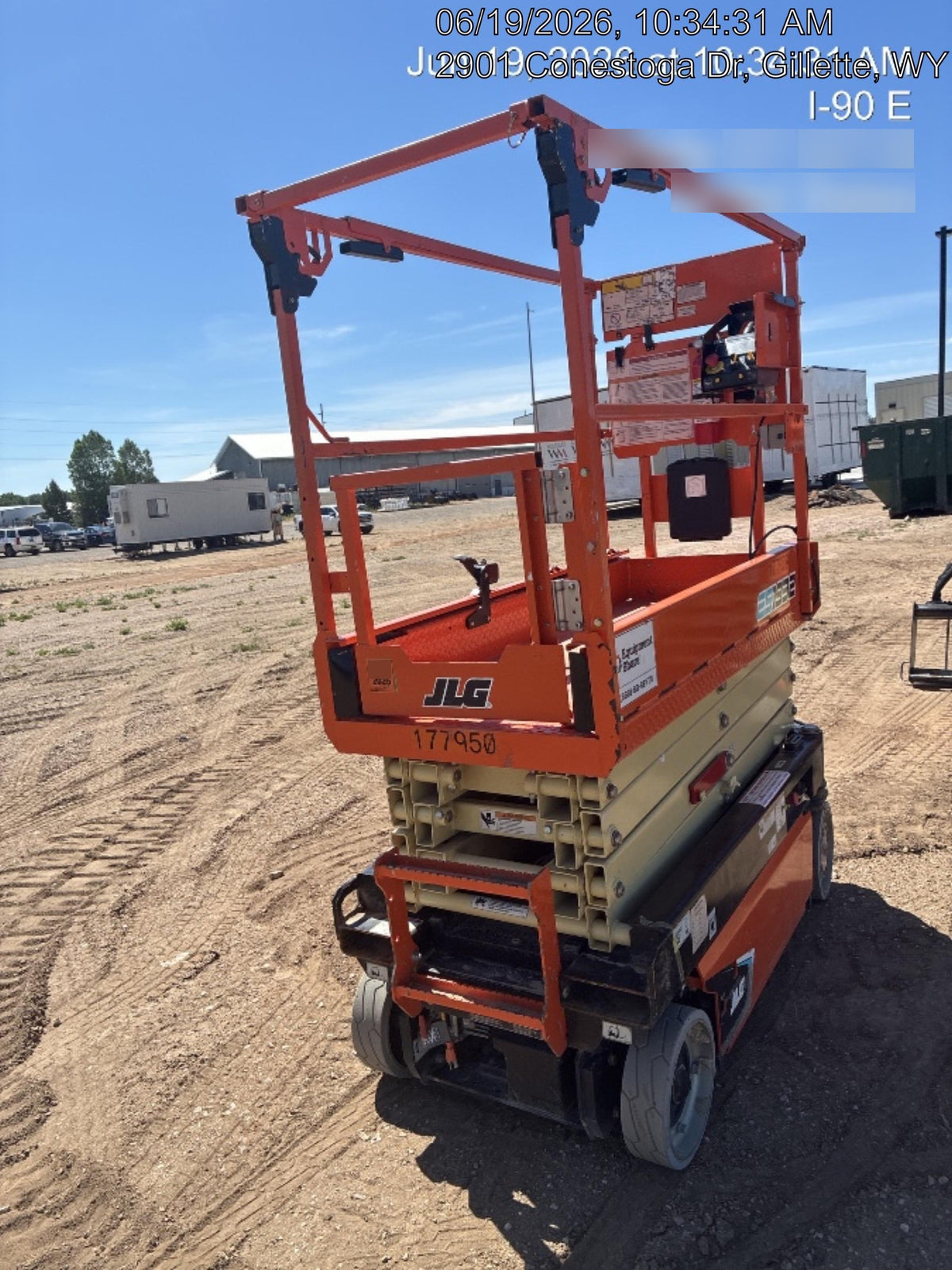 2021 JLG ES1932