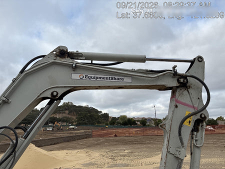 2021 TAKEUCHI TB250-2