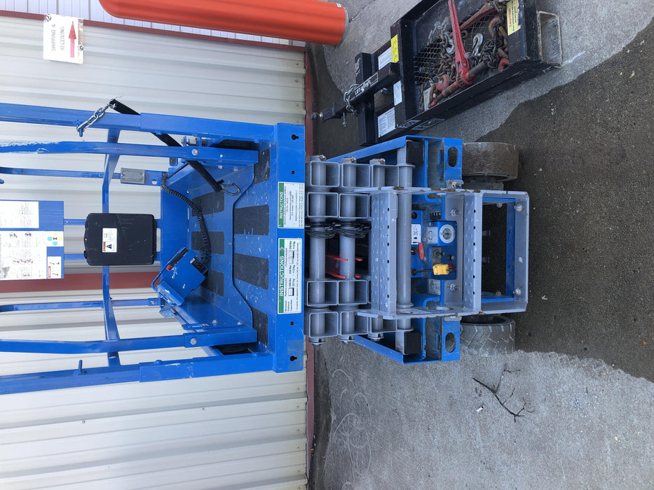 2019 Genie GS-1930 Fixed rails with chain Entry