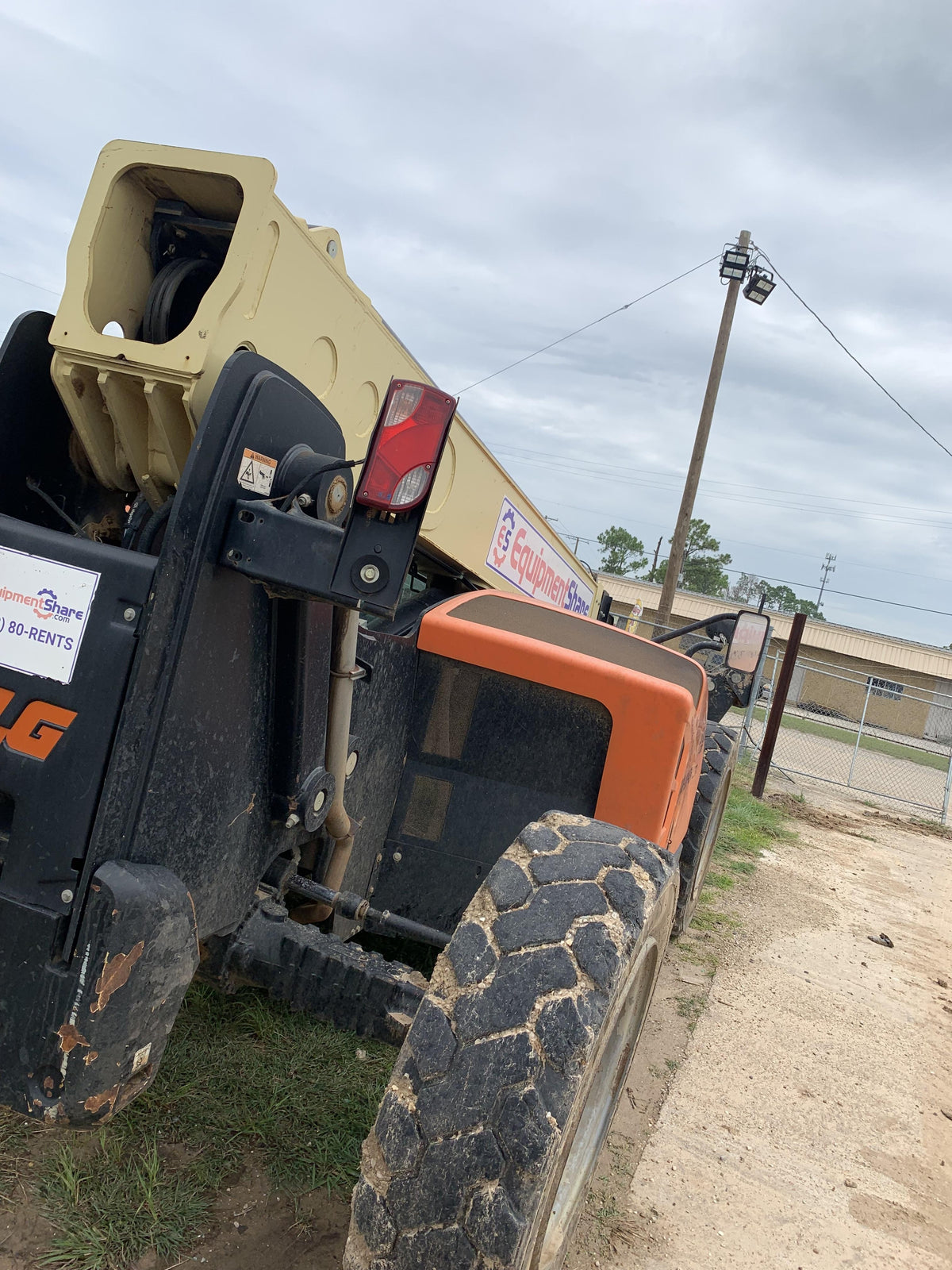 2015 JLG 642