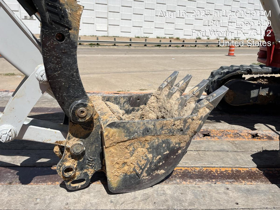 2025 TAKEUCHI 18" HD Bucket - Takeuchi