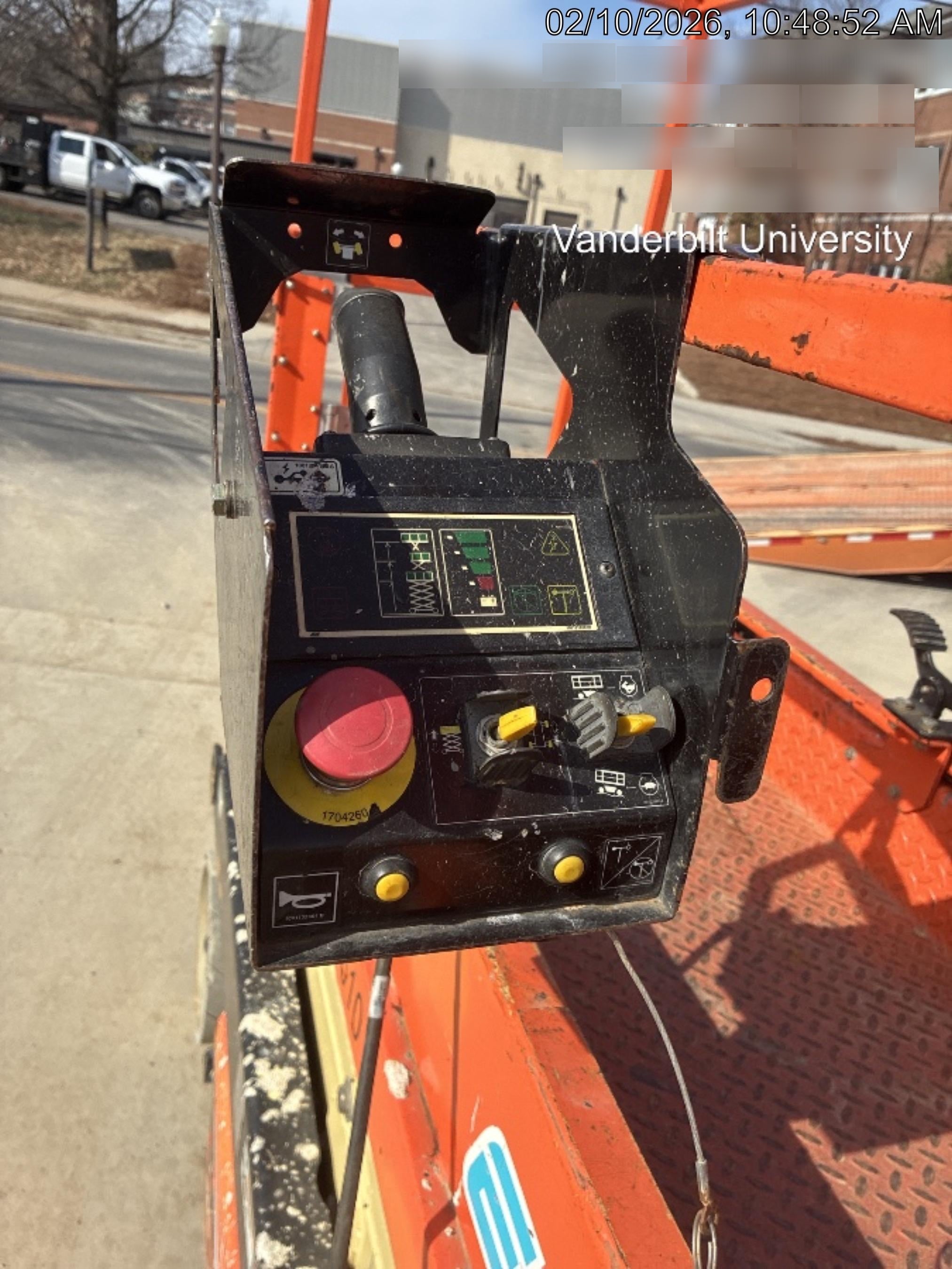 2022 JLG ES2632