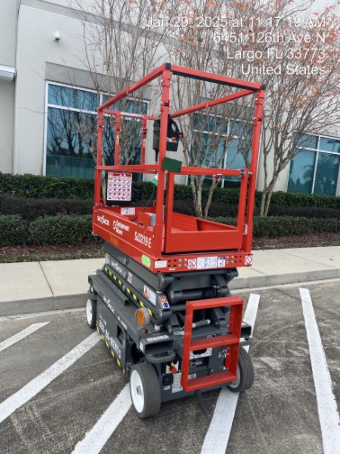 2024 Skyjack SJ3219 Electric Drive, Sld NM Tires, DBcns, RFRails, Power to Platform, T3 + Access Control