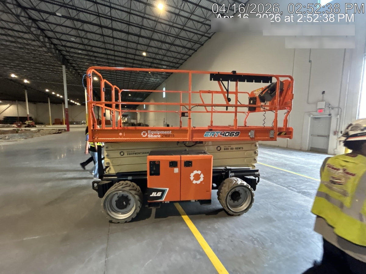 2023 JLG ERT4069
