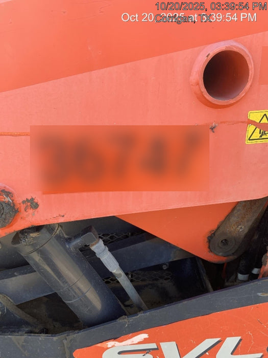 2019 Kubota SVL75-2 Cab/Heat/Air, Standard Tracks, Standard Flow, Hydraulic QC 68" HD Bucket w/ Smooth cutting edge