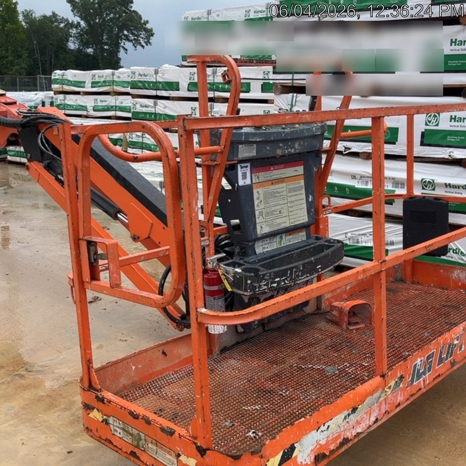 2022 JLG 660SJ