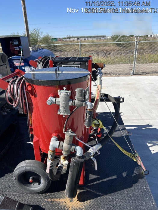 2025 TEXAS PRIDE TRAILERS 18'-20' Lowboy Sand Blasting Unit