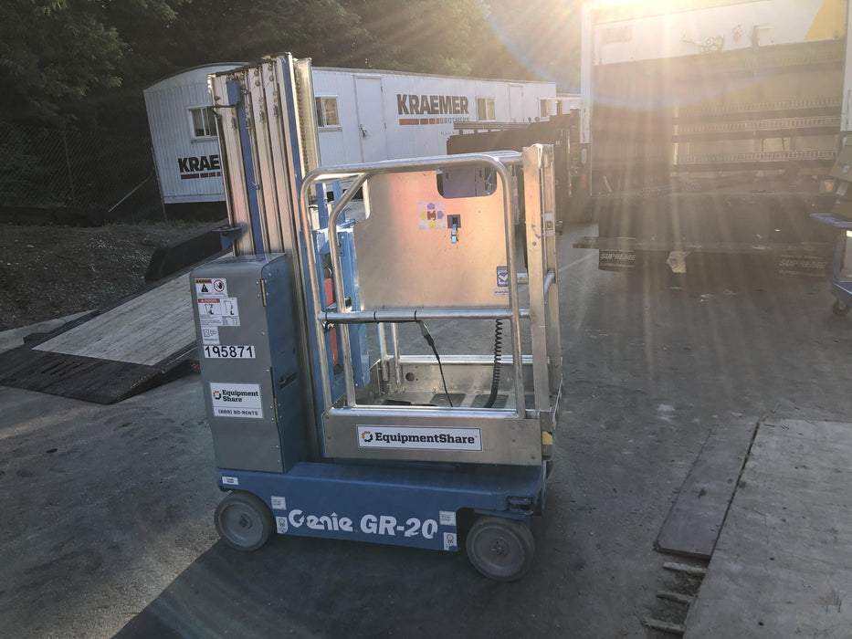 2021 GENIE GR-20