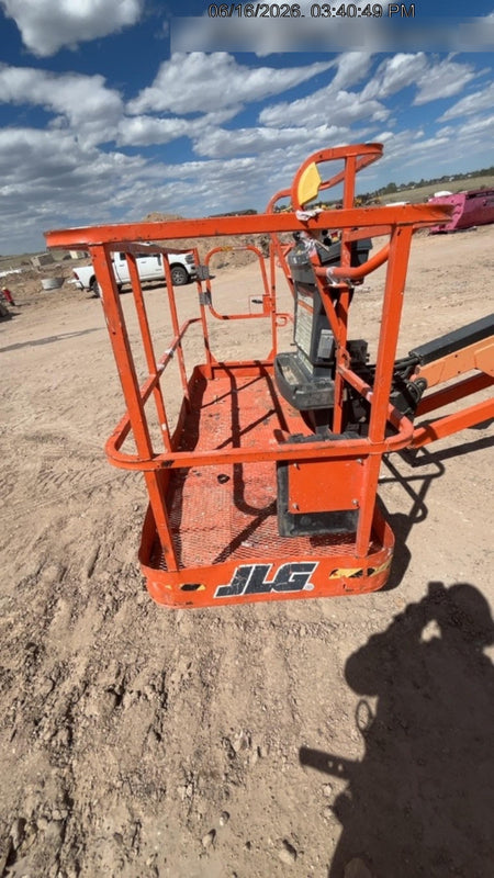 2023 JLG 660SJ