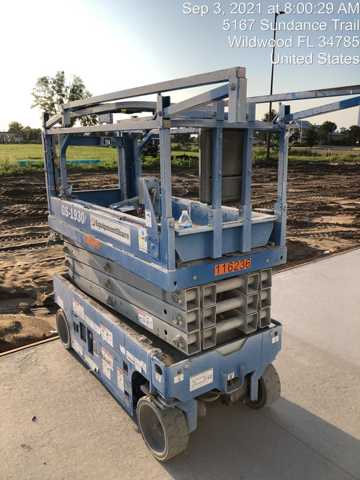 2020 Genie GS-1930 Solid Non Marking Tires, Beacon, Folding rails with half height swing gate