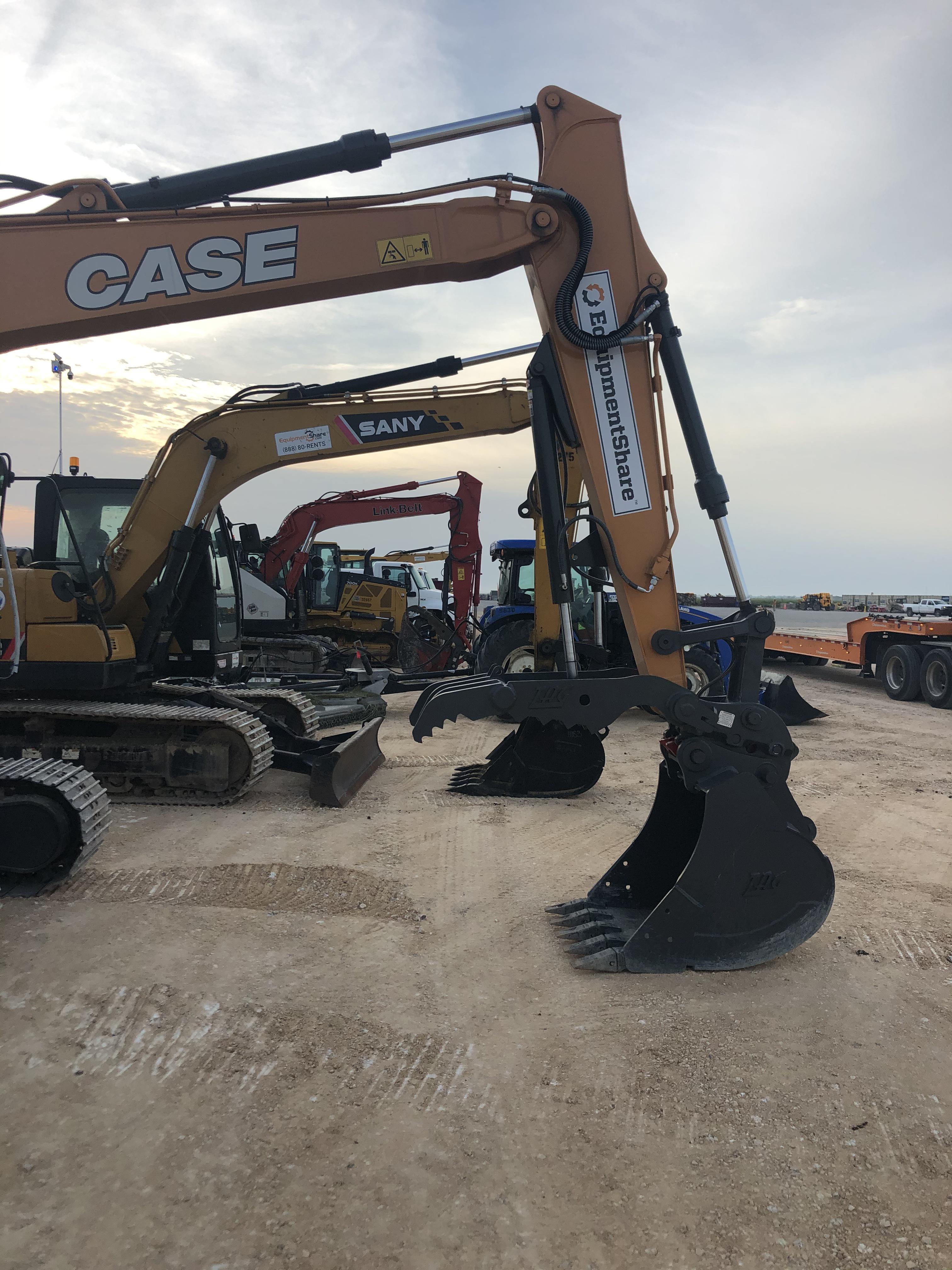 2021 CASE CX130D