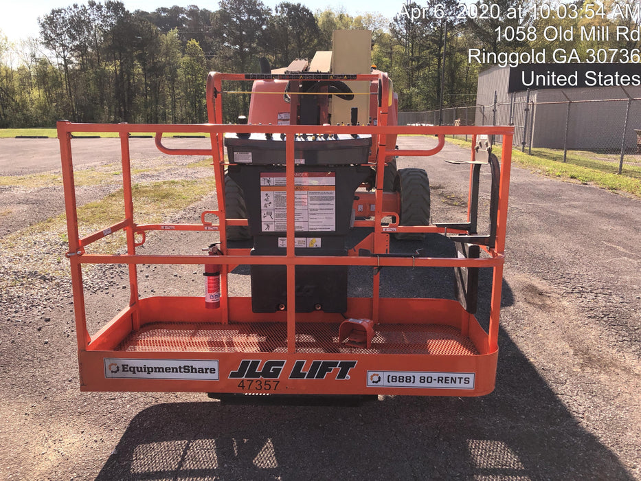 2019 JLG 450AJ