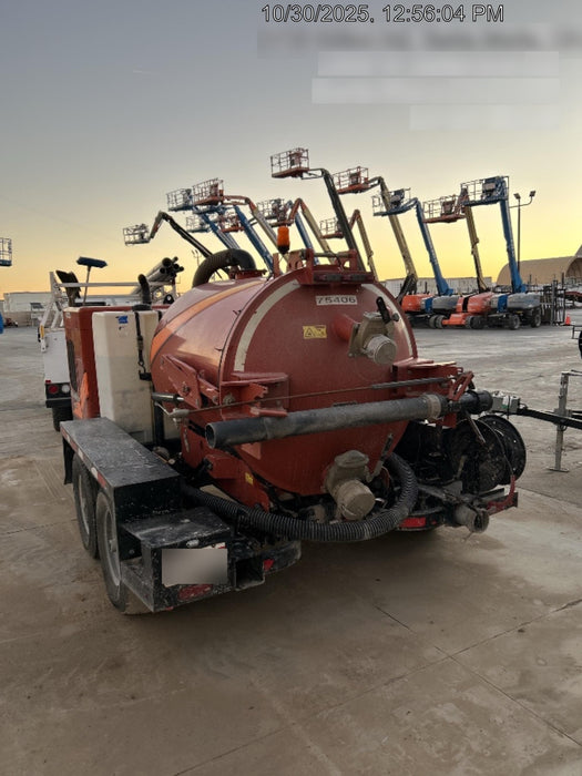2020 Ditch Witch HX30 500G Spoils Tank, 80G Water Tank, 48" Lance, #3 Nozzel, VT9H 500 GAL HYD TRAILER