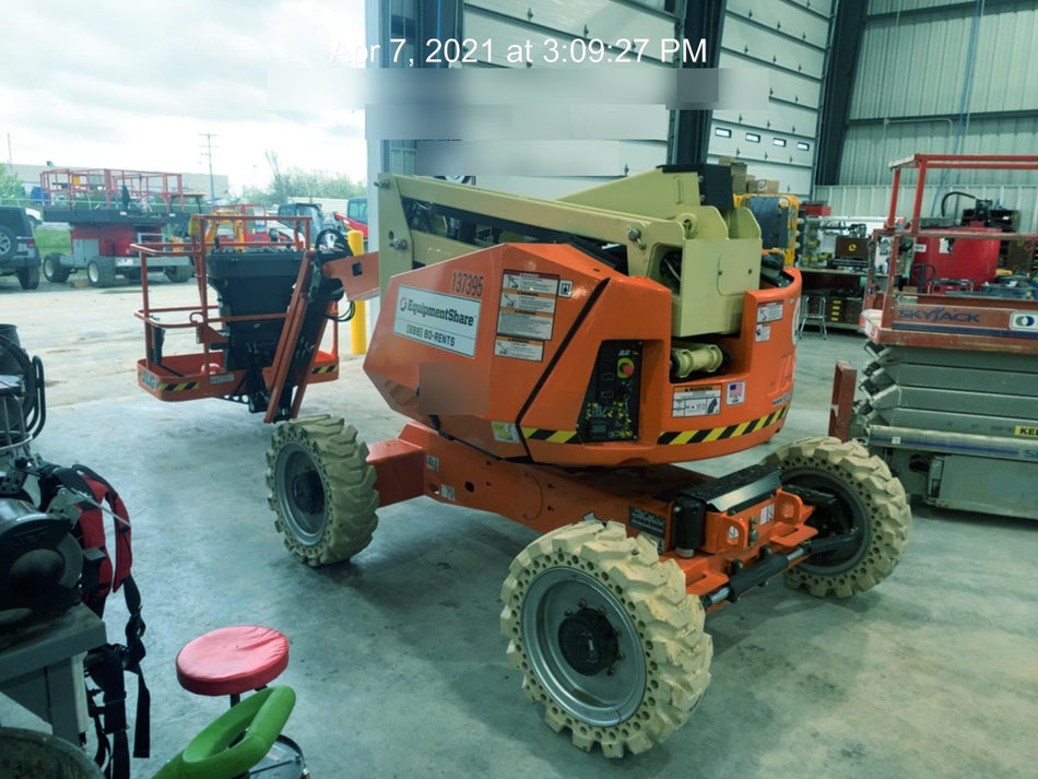2021 JLG 340AJ