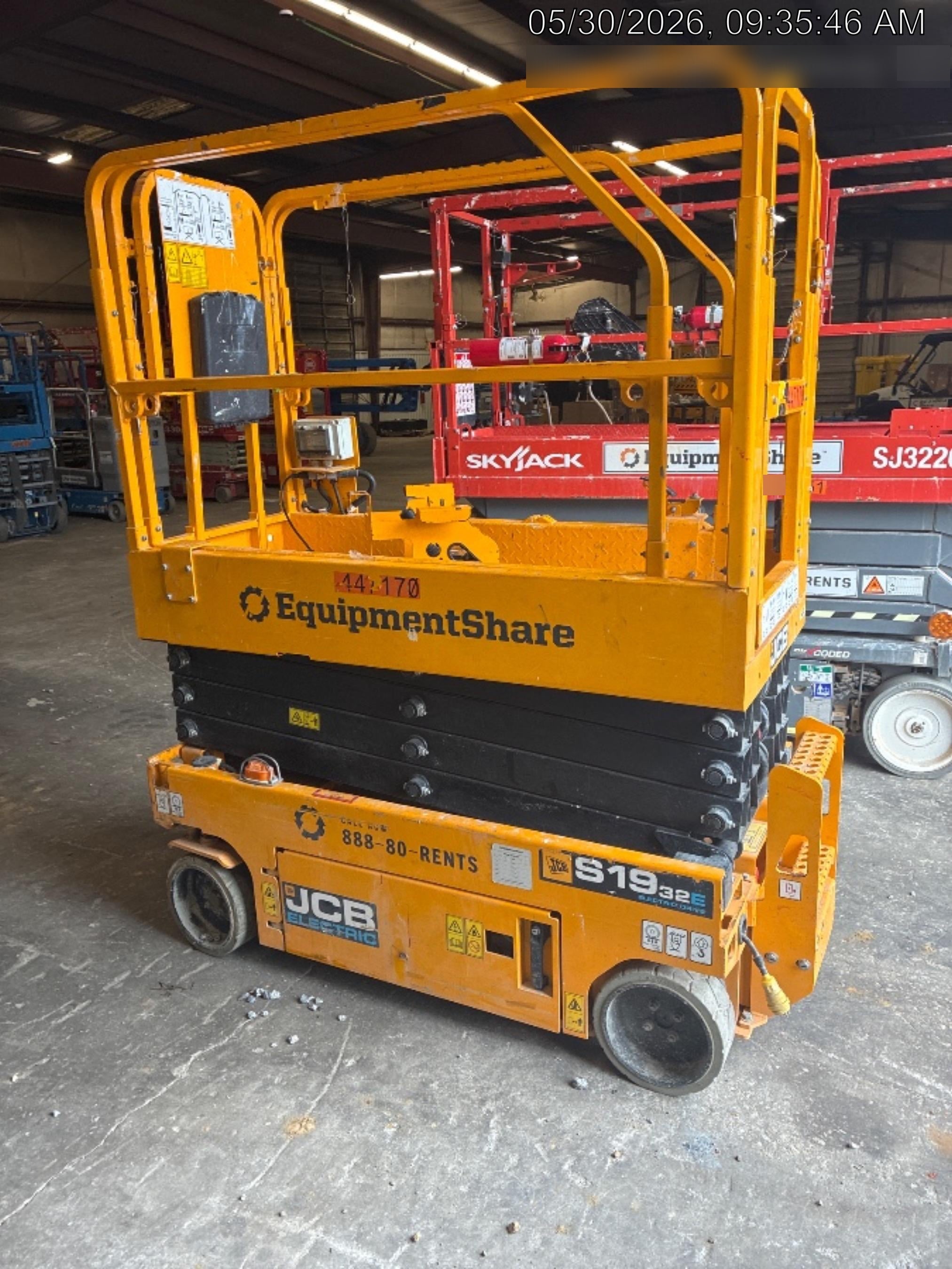 2024 JCB S1932E