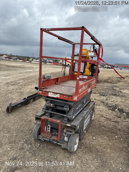 2017 Skyjack SJIII-3219 Skyjack SJ3219, Trojan Battery Set, Extended Warranty 5yr/5k hr