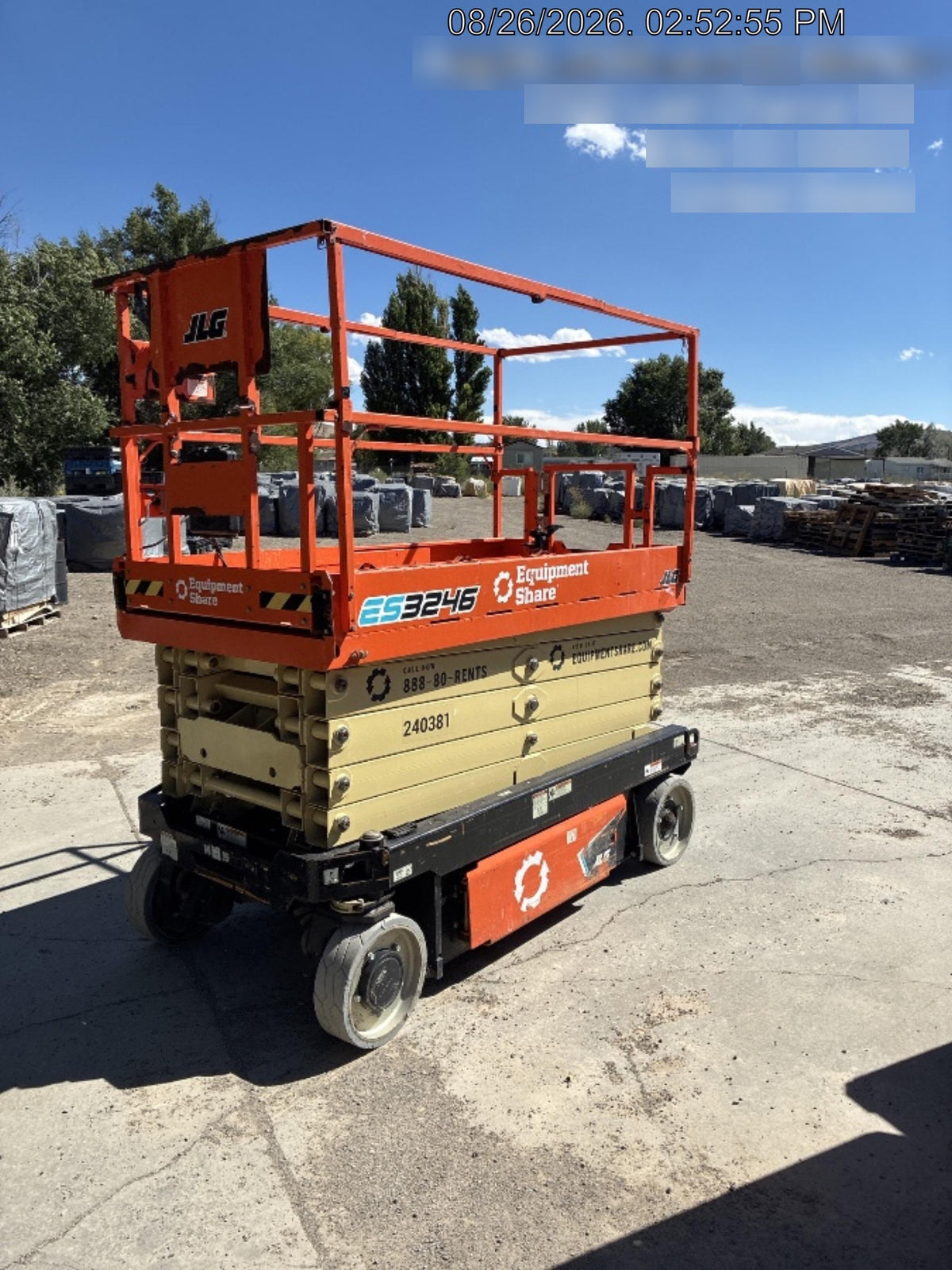 2022 JLG ES3246