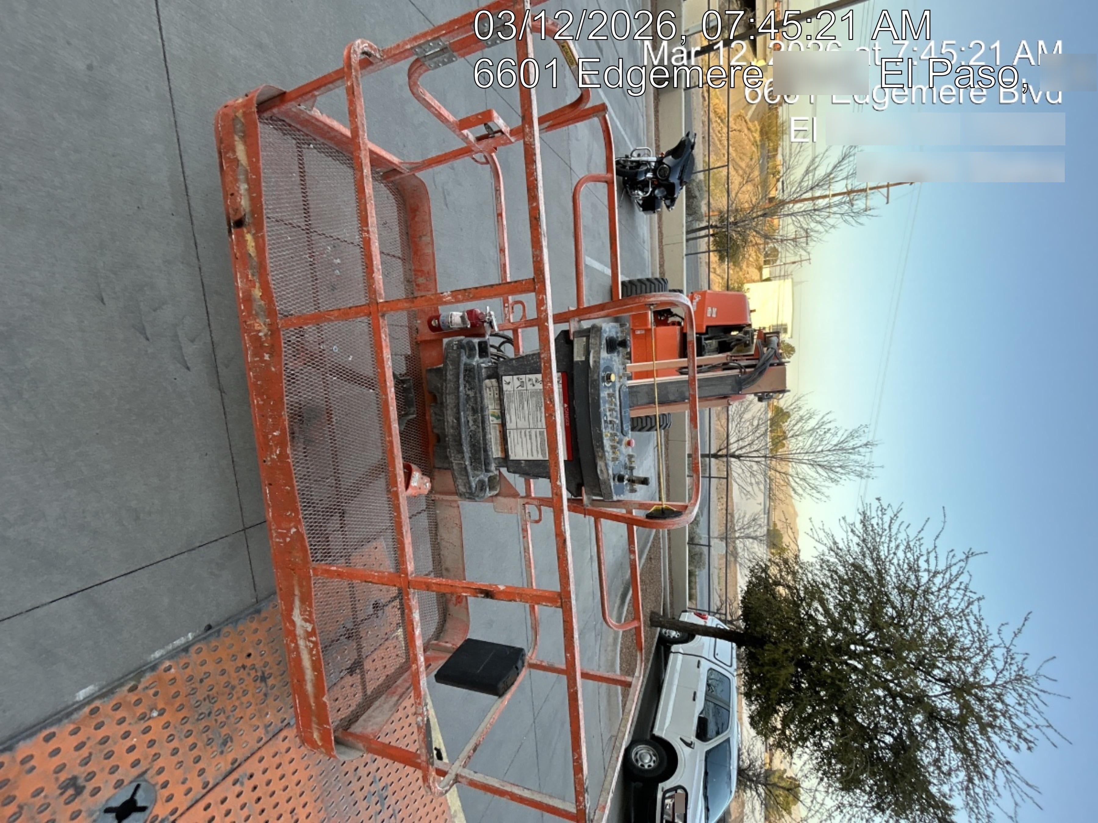 2023 JLG 660SJ