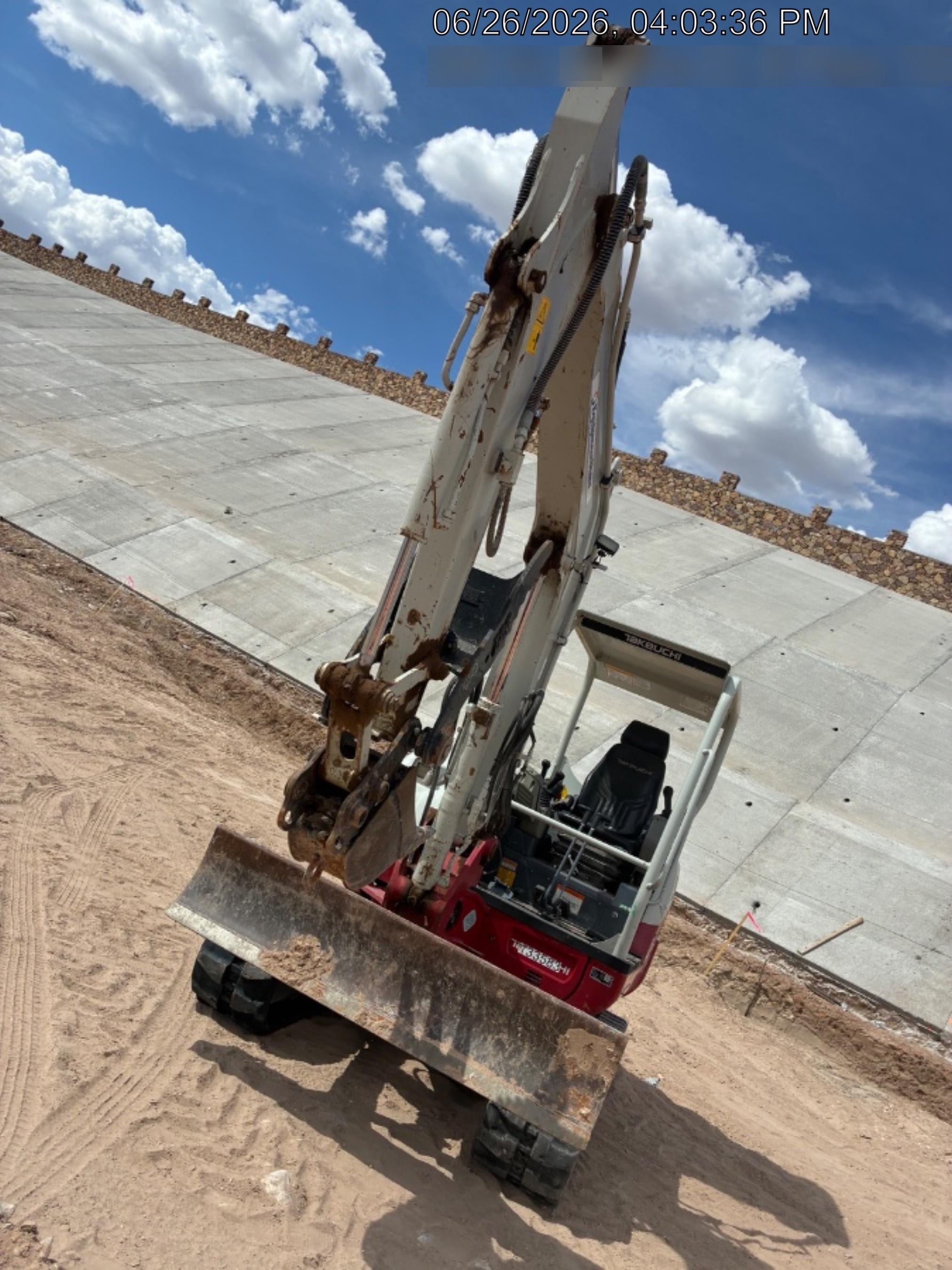 2021 TAKEUCHI TB250-2