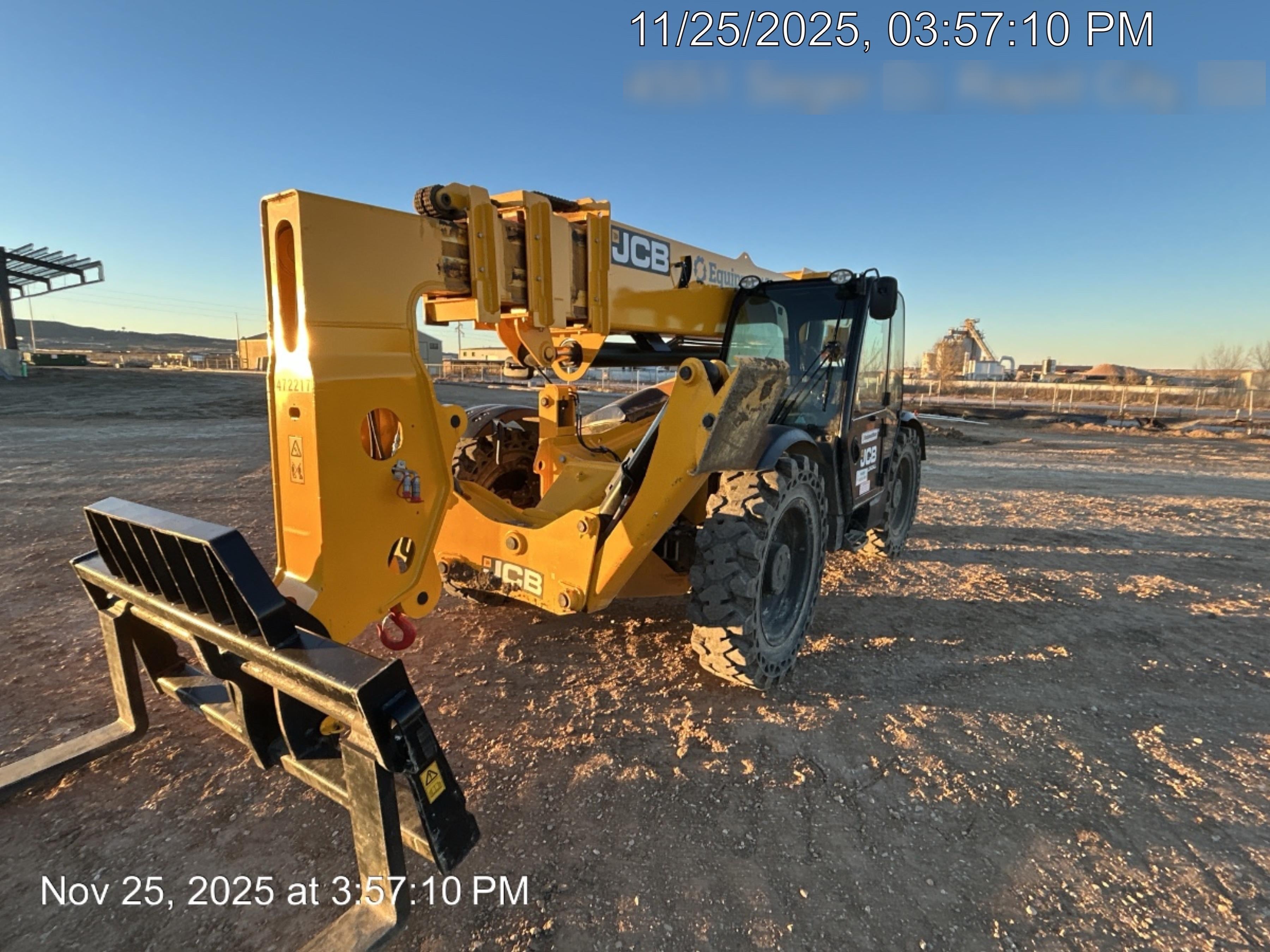 2025 JCB 510-56