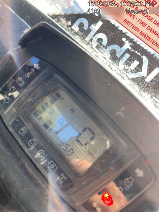 2020 Kubota RTV-X900 4wd Utility Cart, Diesel, 2 Seat, LED Strobe, Windshield Tempered Glass, Plastic Canopy, Wire Harness Kit, Backup Alarm