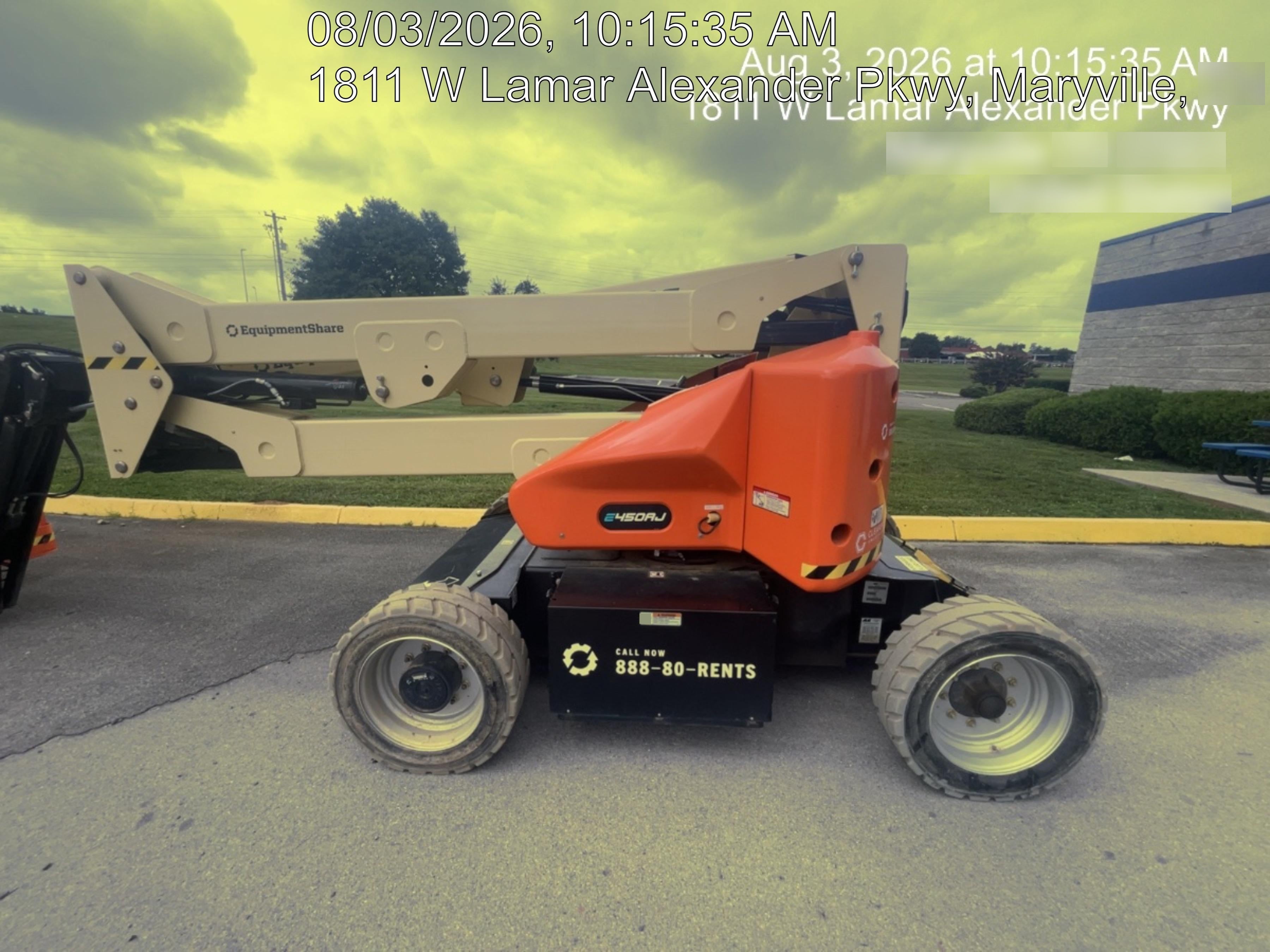 2024 JLG E450AJ