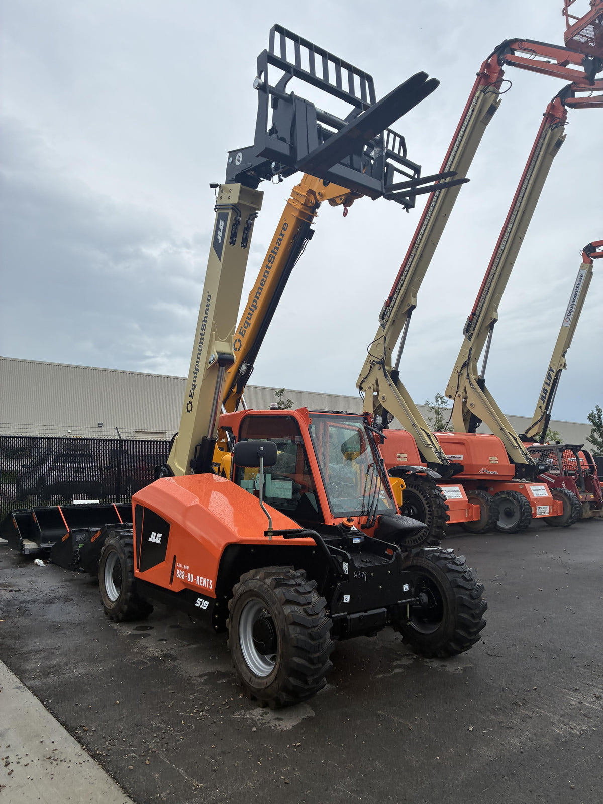 2026 JLG 519