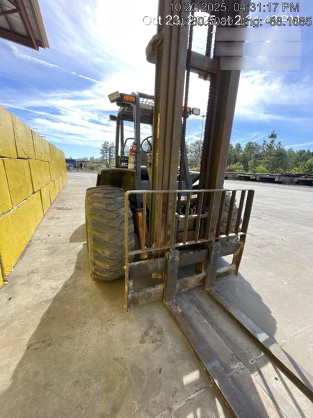 2019 CASE 588H