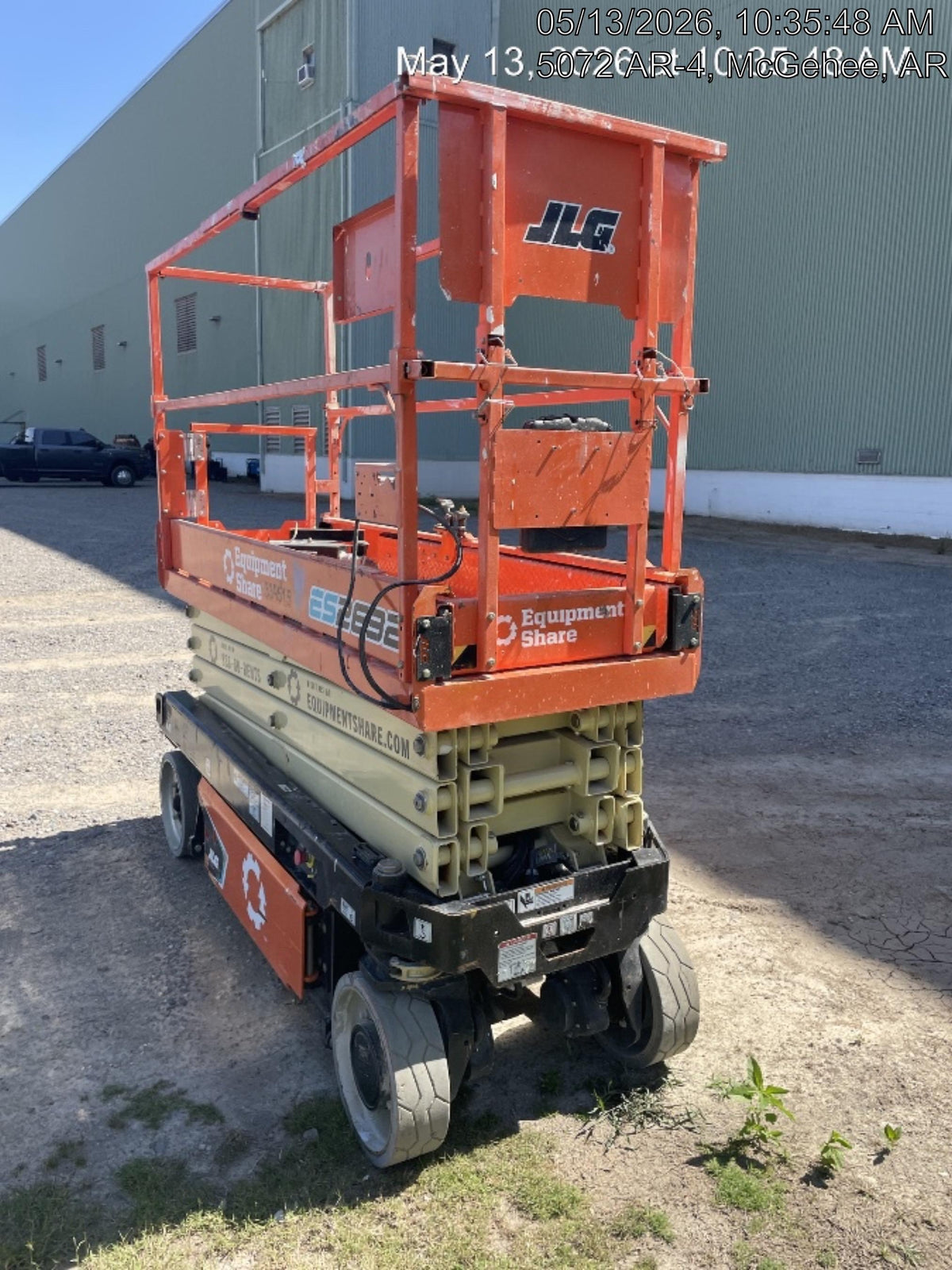 2023 JLG ES2632