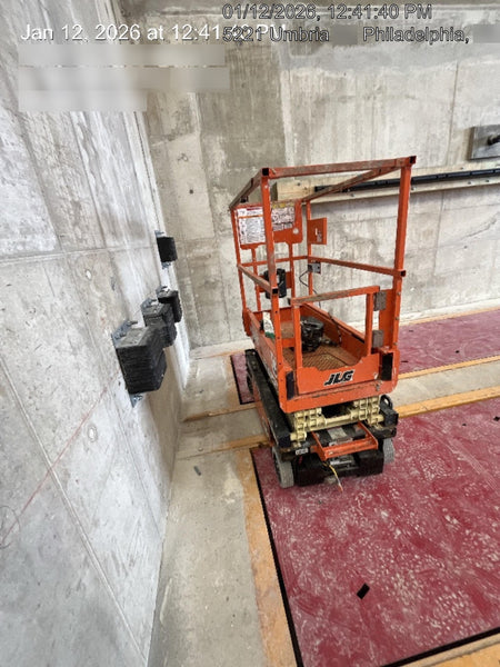 2022 JLG ES1330L