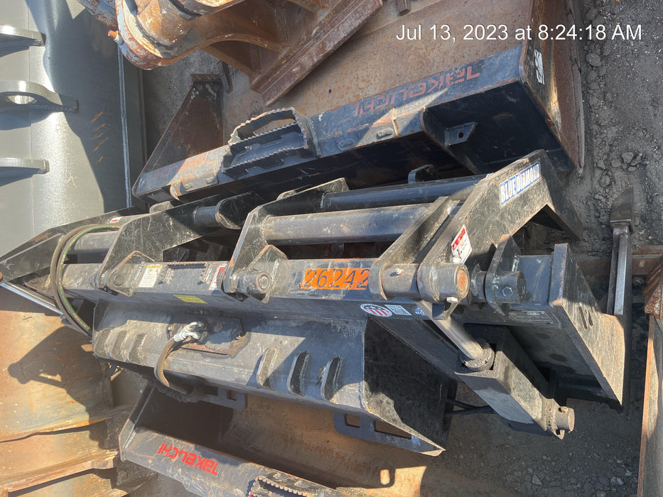 2019 Case 621G CLOSED CAB, 1 FUNCTION, JRB 416 STYLE HYD COUPLER