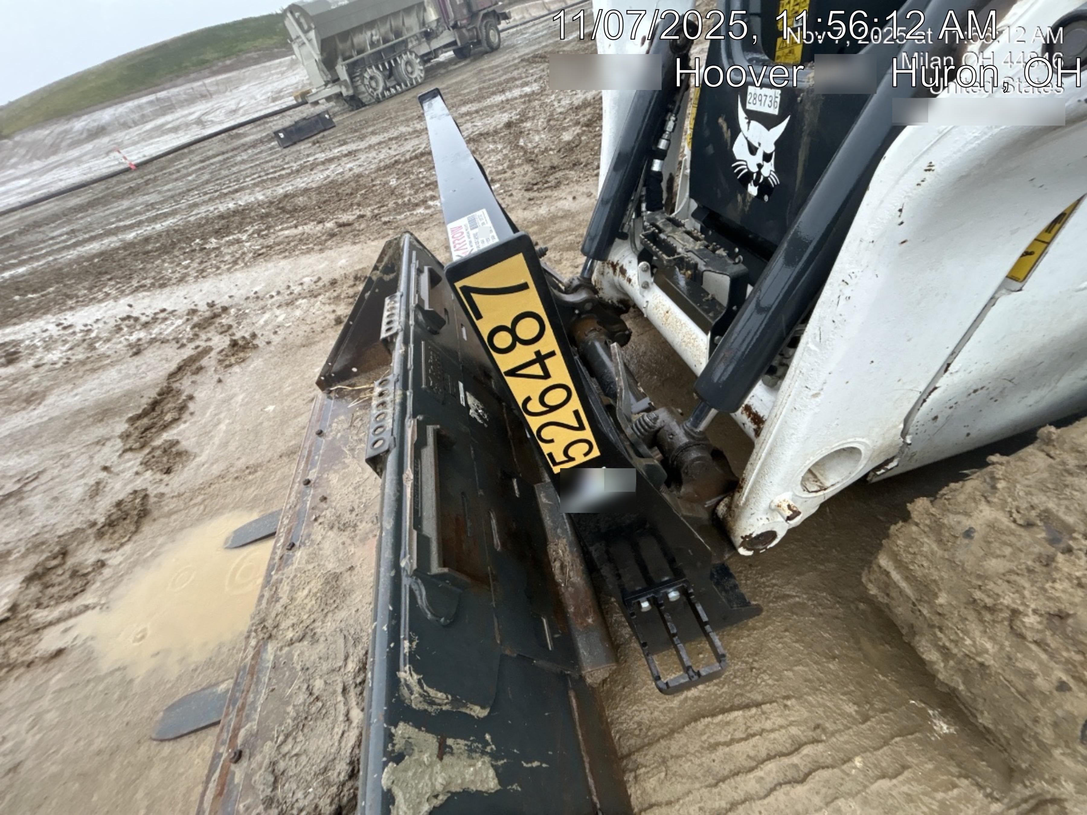 2025 ARROW MATERIAL HANDLING 48" Pallet Forks - Arrow