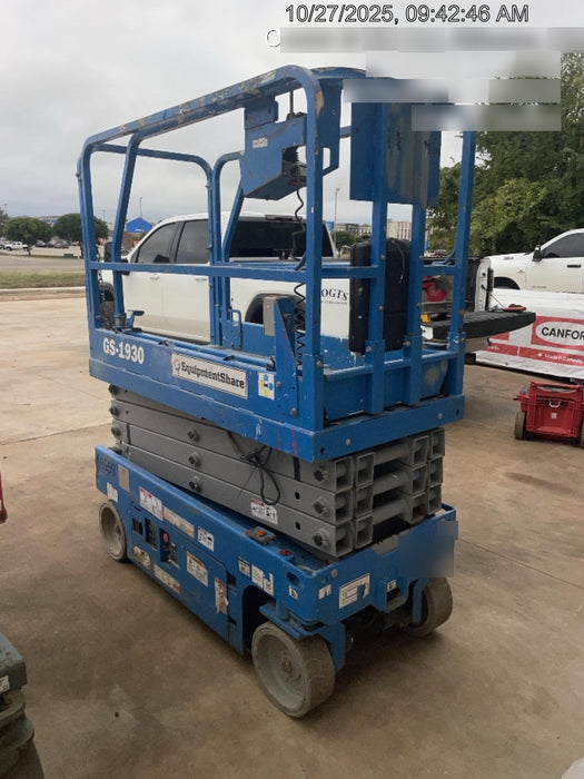 2019 Genie GS-1930 Fixed rails with chain Entry