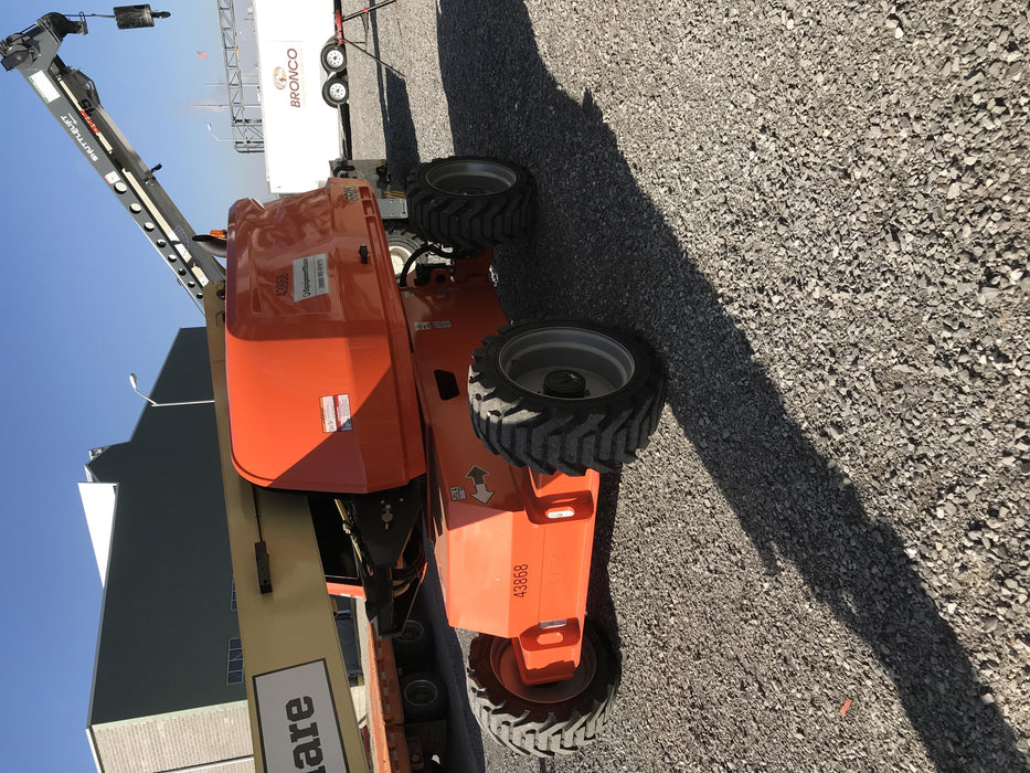 2019 JLG 660SJ