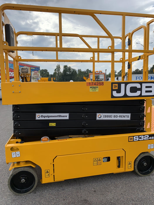 2021 JCB S3246E