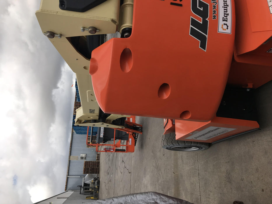 2019 JLG E400AJPN