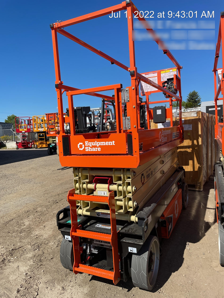 2022 JLG ES2632